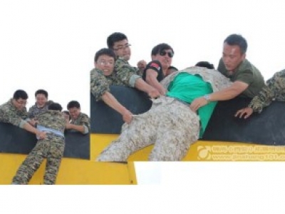 某石油单位拓展训练