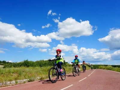夏日拓展训练户外骑行项目如何防晒